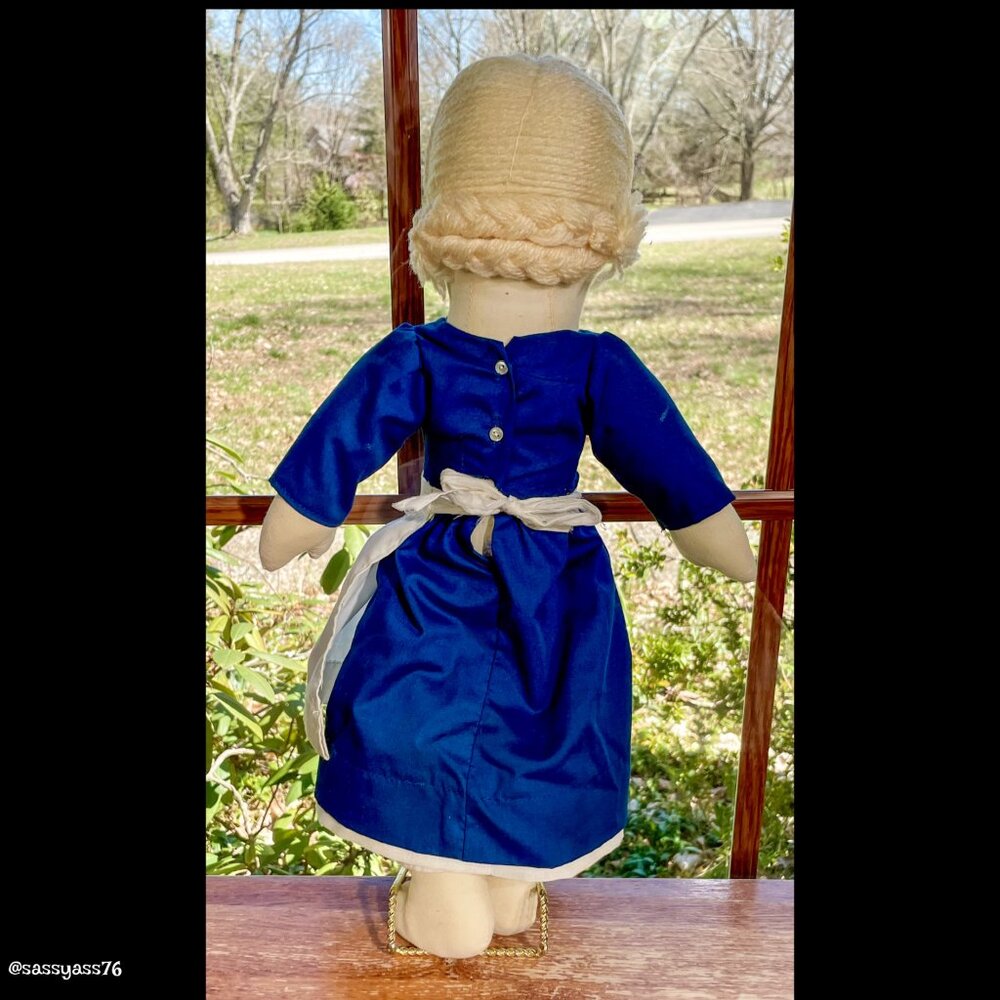 ▪️VTG▪️1980's18 Inch RARE & HARD-TO-FIND Handmade Embroidered Shakertown Doll - Picture 2 of 12